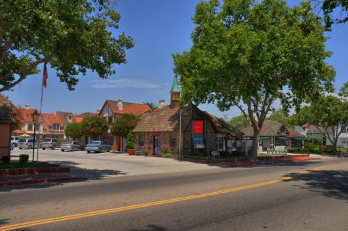 Solvang Hotel | Royal Copenhagen Inn