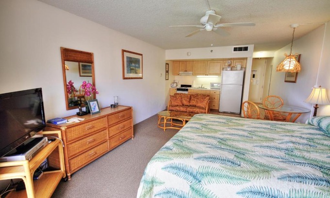 Kahana Apartment | Royal Kahana #319
