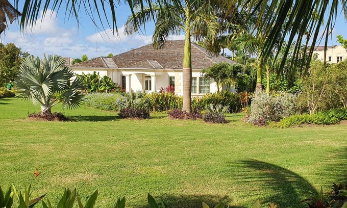 Westmoreland Villa | Royal Palm Villa 2, 3 and 6