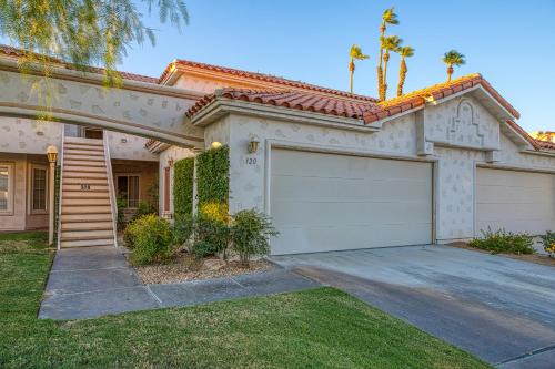 Palm Desert Apartment | Royale Retreat Permit# STR2022-0239