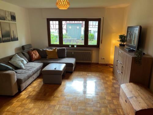 Emmelshausen Apartment | Ruhige und großzügige Ferienwohnung im Hunsrück ideal zum Wandern