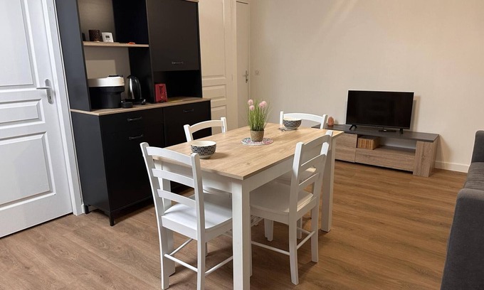 Saint-Bonnet-de-Four Cottage | Rural retreat with animals, Wi-Fi, parking, close to nature