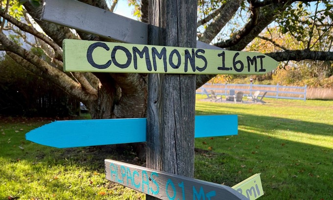 Little Compton House | Rustic and family-friendly bow house, close to South Shore Beach