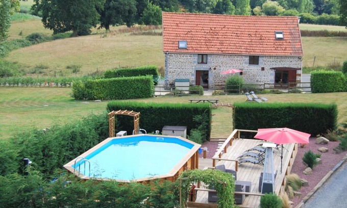 Chalandrey House | Rustic and spacious converted Barn