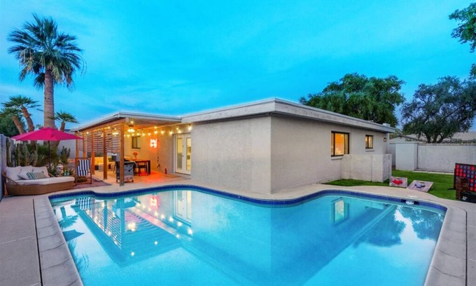 Camelback East House | Rustic Lux I Uptown PHX I 4 BR by Biltmore