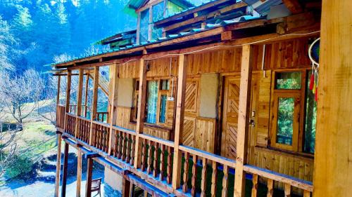 Banjar Ski Chalet | Rustic Mud House Jibhi