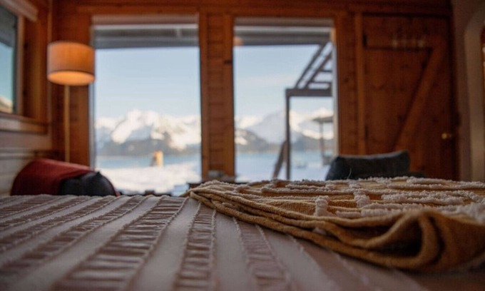 Lowell Point Cabin | Rustic Roots Seaside Cardinal Cabin
