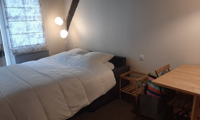Issy-les-Moulineaux Hotel | Séjour à Thème