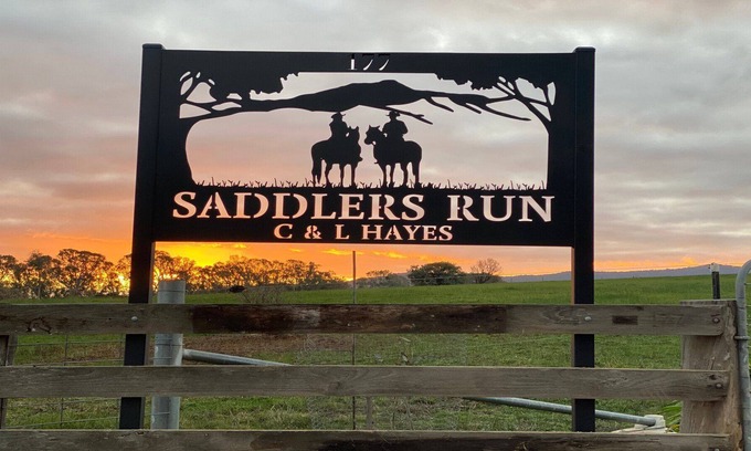 Bridge Creek Other | Saddlers Run - A beautiful country style home high on the hill in Bridge Creek
