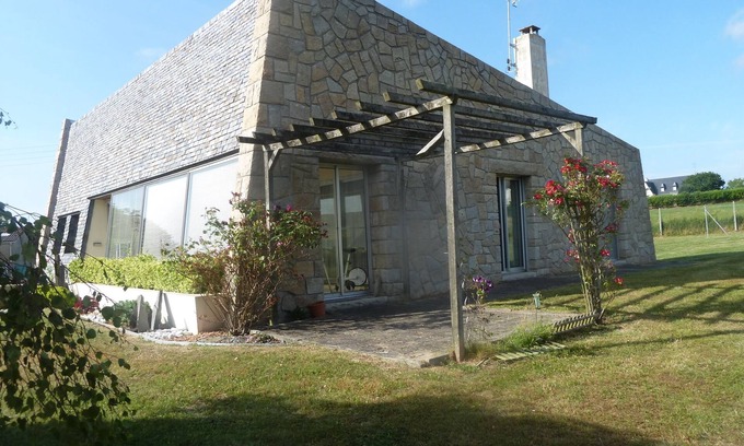 Hillion House | Saint Brieuc region. Seasonal rental house for 8 people.