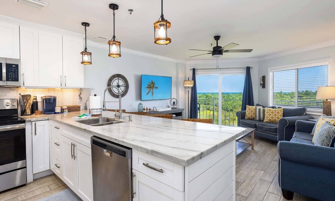 Tavernier Condo | Saltair Loft Ocean Pointe 2 BR 2 BA 1411