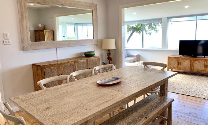 Emu Bay House | Salty Dog