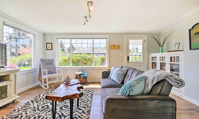 Netarts House | 'Salty Dog Cottage' in Netarts w/Deck