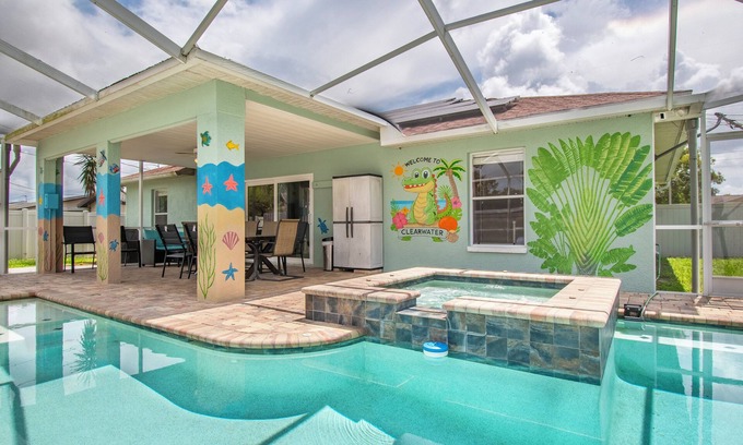Clearwater House | SaltyLux16 Heated Saltwater Pool/Near Beach/Island