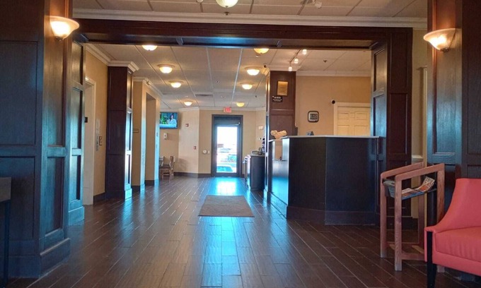 Central Oklahoma City Hotel | SAMIR Stay at NW Expressway