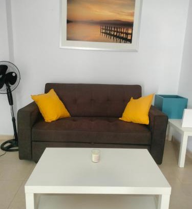 Conil de la Frontera City Center Apartment | San Lorenzo con Parking Privado
