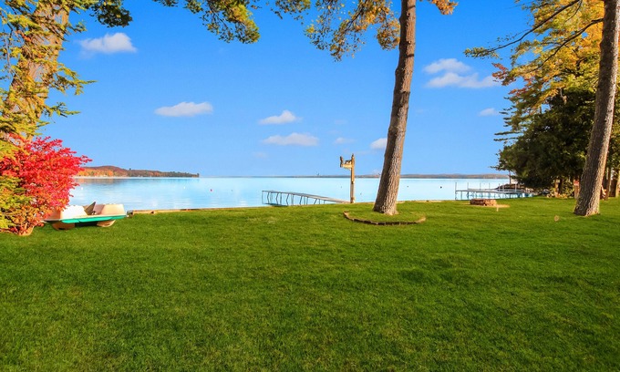 Rapid City House | Sand Bar! 6 or 9 BR options, WEEK ONLY July- Aug15, before/aftr pls email