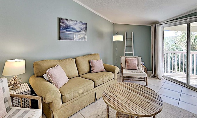 Villa Sabine Apartment | Sand Dollar East 201