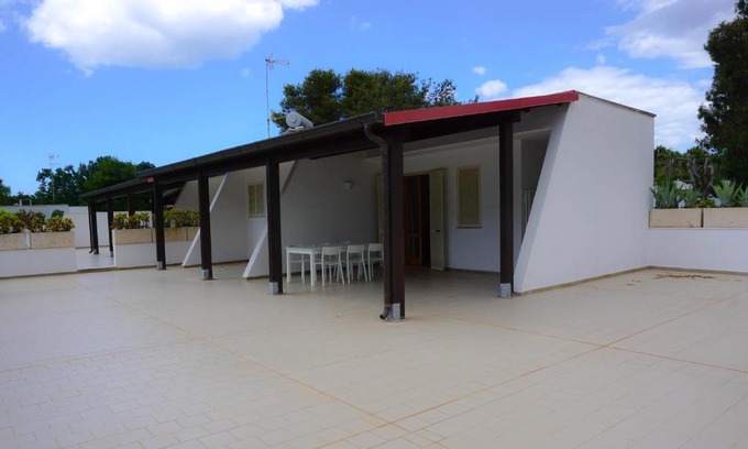 Fontanelle Apartment | Sand Lily Apartment