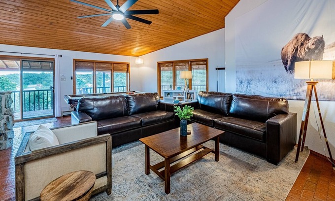 Cedar Crest House | Sandia Peak Suite | 3 Bed, 2 Bath