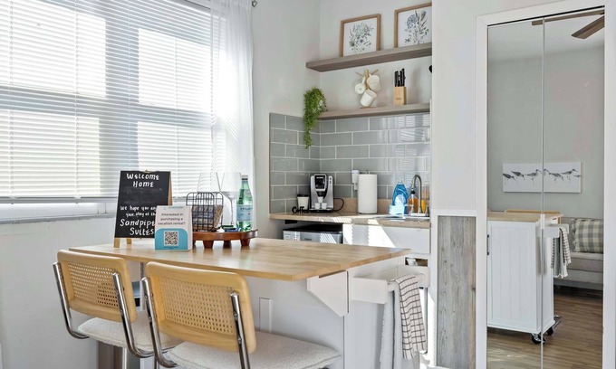 Satellite Beach Apartment | Sandpiper 𓇼 Studio Across From Beach!