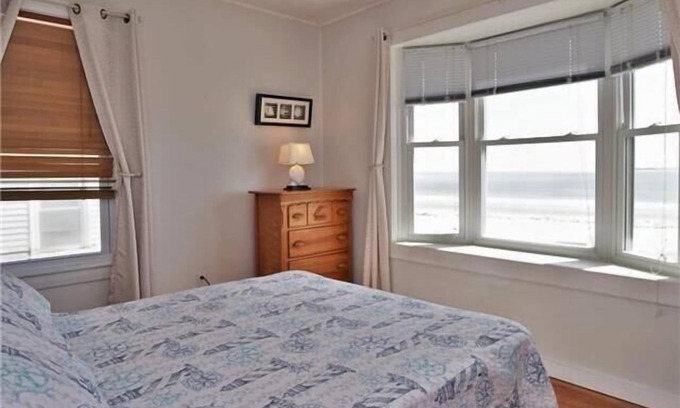 Old Orchard Beach Apartment | Sandy Beach at Port by Bayley Vacation Rentals