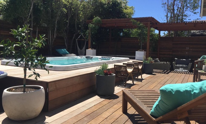 Westside Santa Cruz House | ☀️ ☀️ SANTA CRUZ “SEA SAND SURF” DOG FRIENDLY GETAWAY with POOL +HOT TUB☀️ ☀️