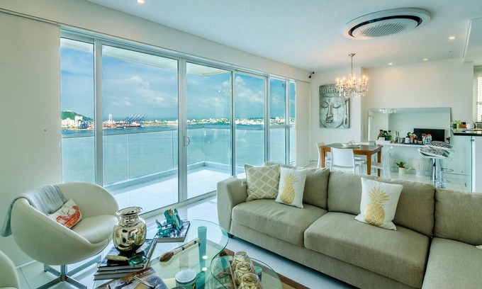 Castillogrande Apartment | Sapphire Apartment