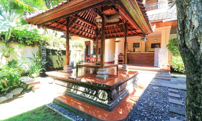 Downtown Kuta House | Sari Indah Cottages