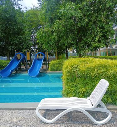 Kajang Apartment | Savanna Executive Suites at Southville by D'KAY HOMES, Pool with Slide