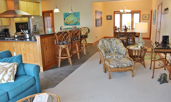 Manteo Condo | SBC606 - Shallowbag Bay Club 606