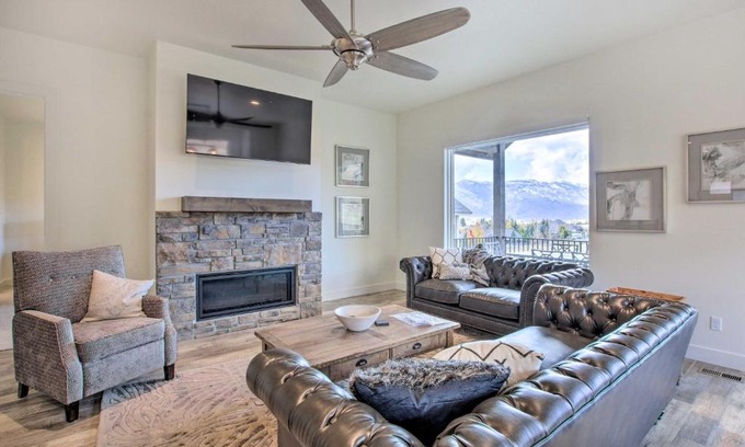 Eden House | Scenic Eden Gem with Hot Tub about 6 Mi to Ski Area