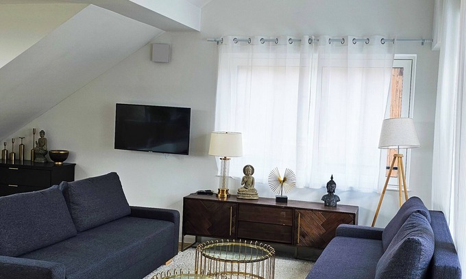 Freilassing Apartment | Schöne Dachgeschoss Neubau 80m² Wohnung mit Dachterasse