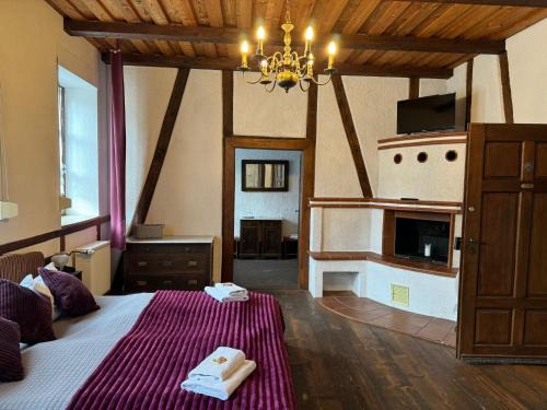 Kastellaun Hotel | Schloss Hotel Kastellaun