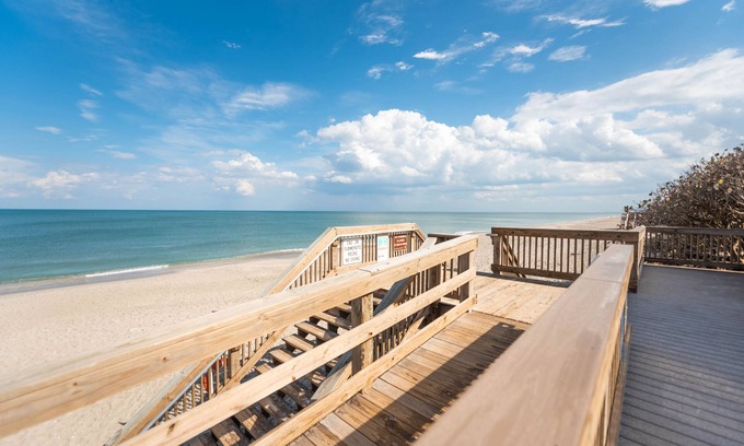Indian Harbour Beach House | Sea Breeze Hideaway