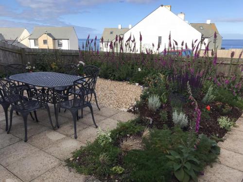 Porthleven House | Sea Breezes