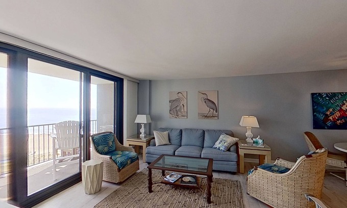 Bethany Beach Condo | Sea Colony 8th floor condo with pools, tennis/pickle ball courts, fitness center