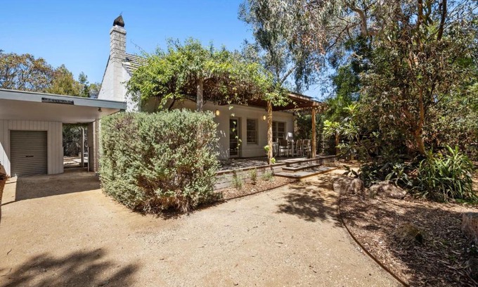 Anglesea House | Sea Corner