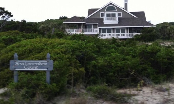Bald Head Island House | Sea Lavender : 6BR/4BA Sleeps 15 : Amazing Bald Head Island Family Retreat