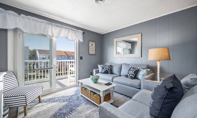 Midtown Ocean City Condo | Sea Robin 207 - Gorgeous OCMD Waterfront in OC!