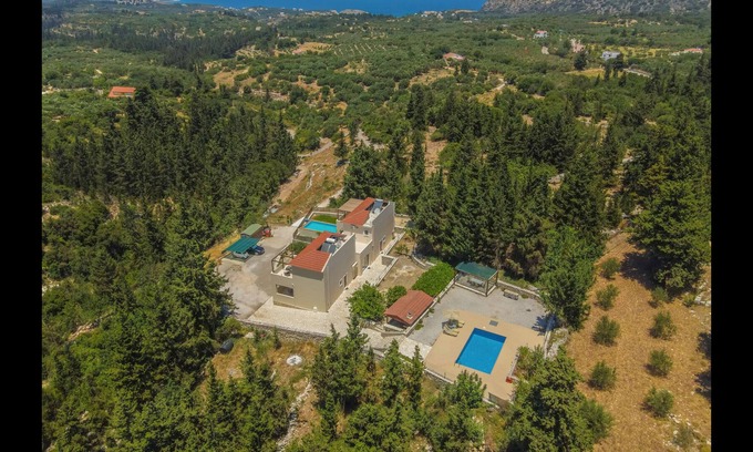 Gavalochori Villa | Sea View 3 Bedroom Villa Giorgios near Gavalohori