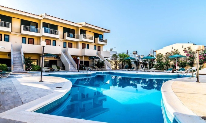 Stalos Apartment | Sea view apartment in Orestis hotel