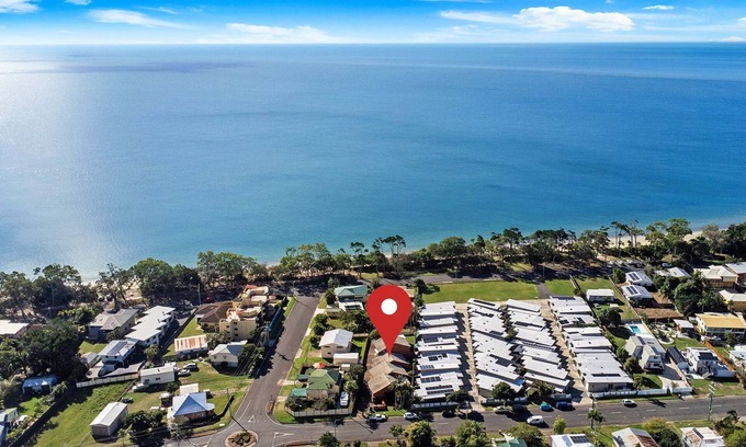 Urangan House | Seabatical on Cypress - Holiday by the Sea