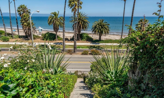 Santa Barbara Apartment | SeaCliff - Harbor View - Oceanfront Luxury in Santa Barbara