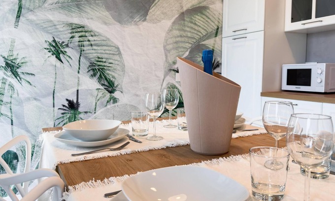Chioggia Apartment | Seafront Modern Farmont Acquamarine Suite