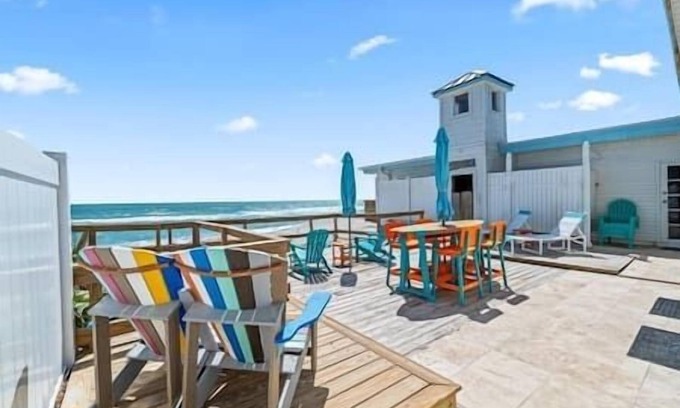 Melbourne Beach Cottage | Seagrape Beachfront Cottage - Direct waterfront, Family and Pet Friendly