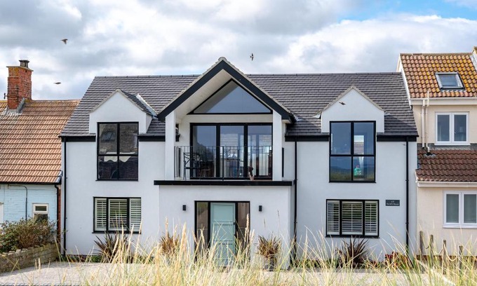 Beadnell House | Seaside House