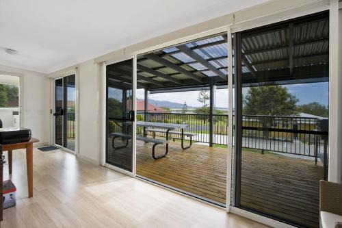 Bermagui Apartment | Seaview Cottage