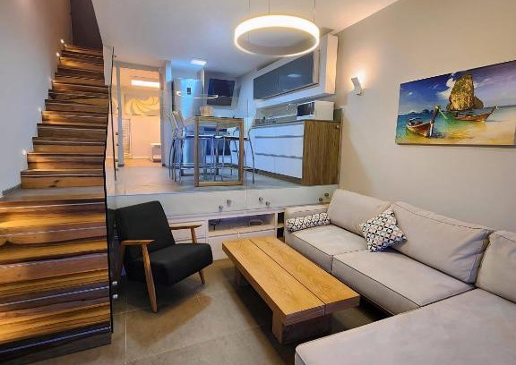 Nahariya Bed & Breakfast | Seaview Serenity