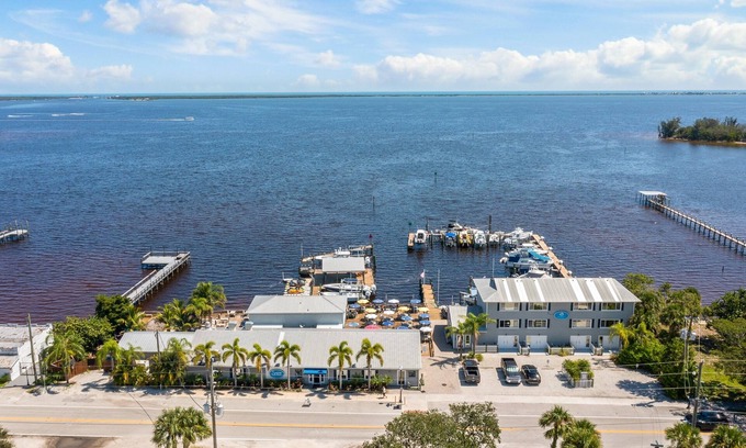 Sebastian Hotel | Sebastian Saltwater Lodge